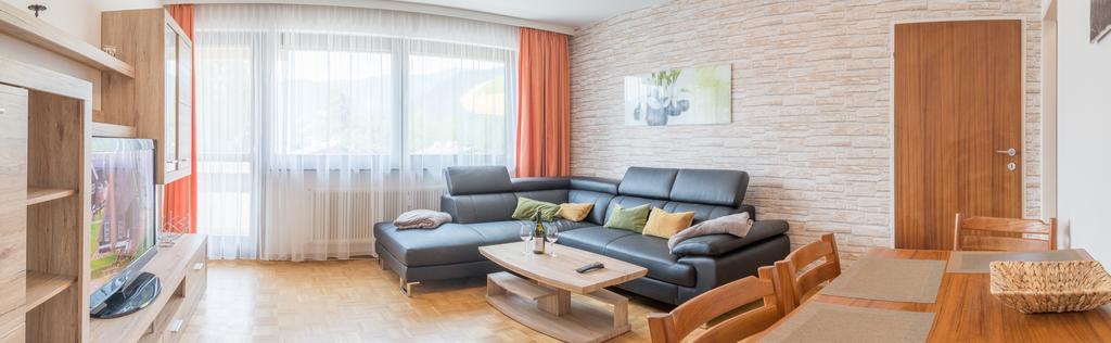 Apartment Seeblick Zell am See Ruang foto
